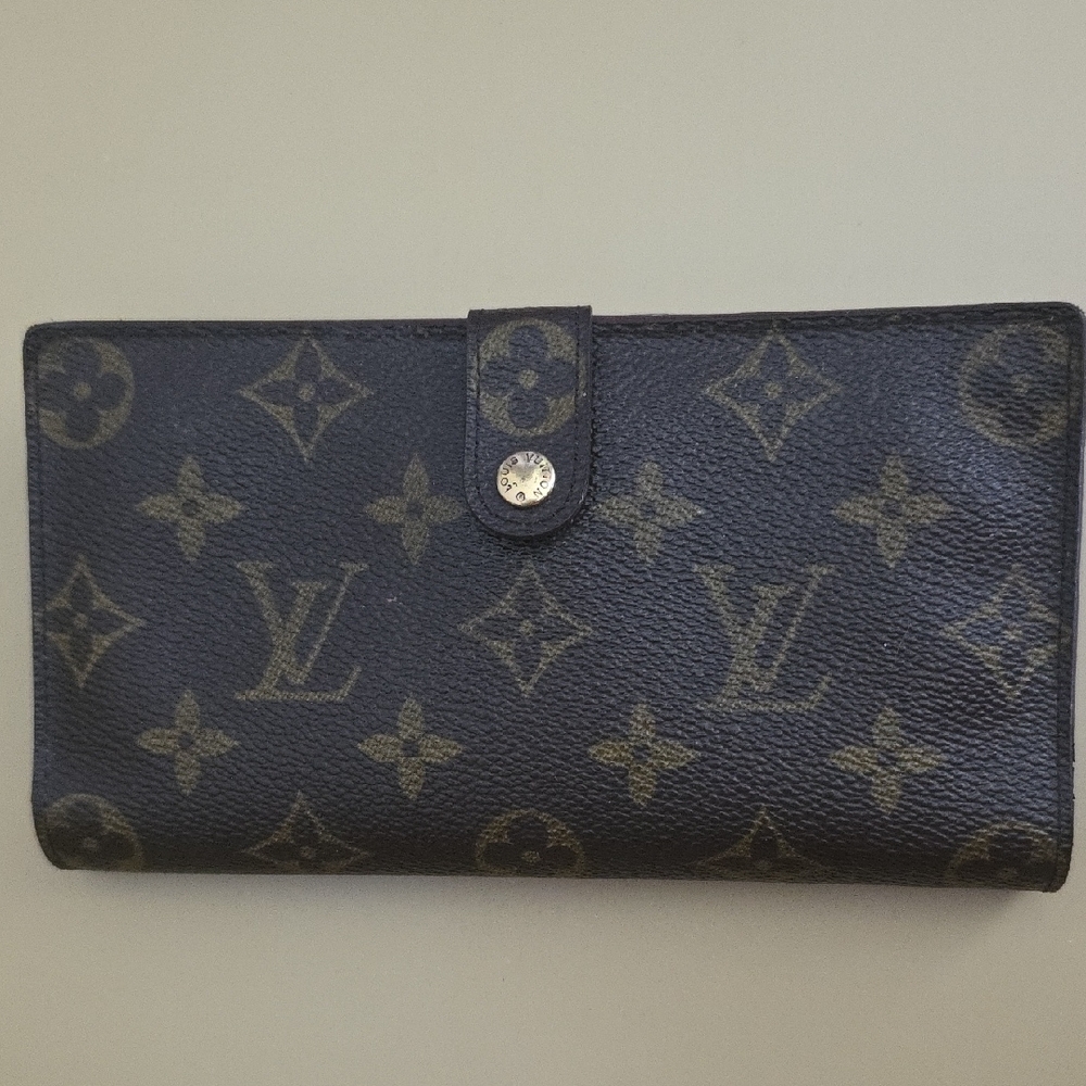 Vintage Authentic Louis Vuitton Brown Wallet 1990 Era